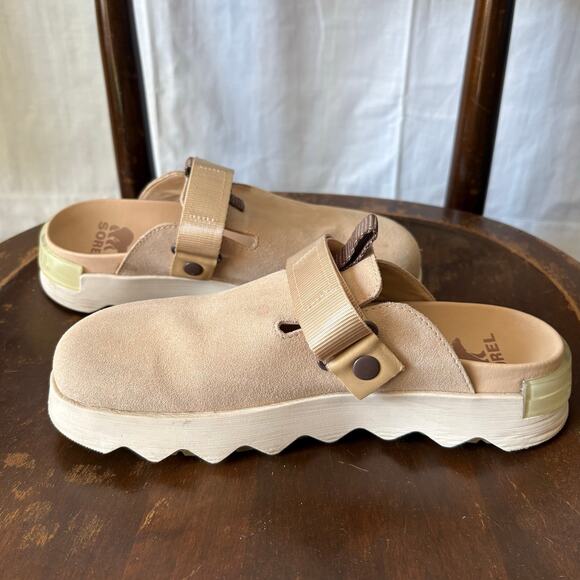 SOREL Women’s Viibe Clog Suede Leather Nova Sans Beige Tan Size 8.5 - Picture 7 of 7